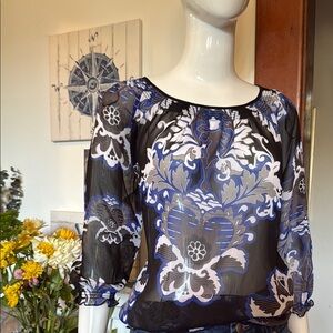 NWT northern reflections size small Floral Sheer Women's Top - Black and Blue